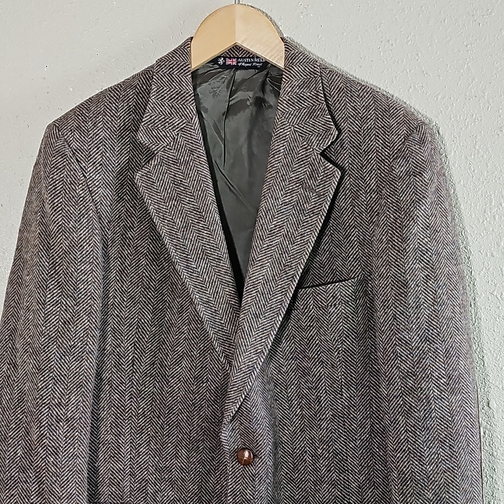 Austin Reed Blazer. - Picture 2 of 12